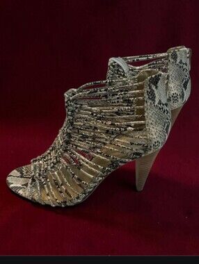Vince Camuto Alsandra Snake Print Caged Heeled Sandals - Size 8 NWOB Neutral
